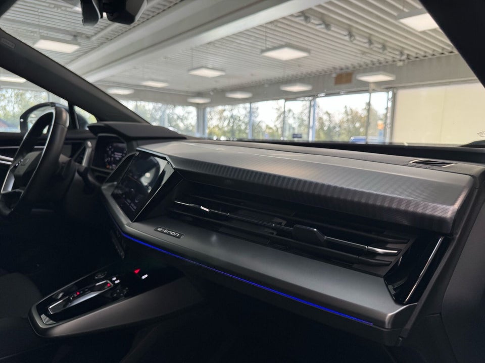 Audi Q4 e-tron 45 S-line 5d