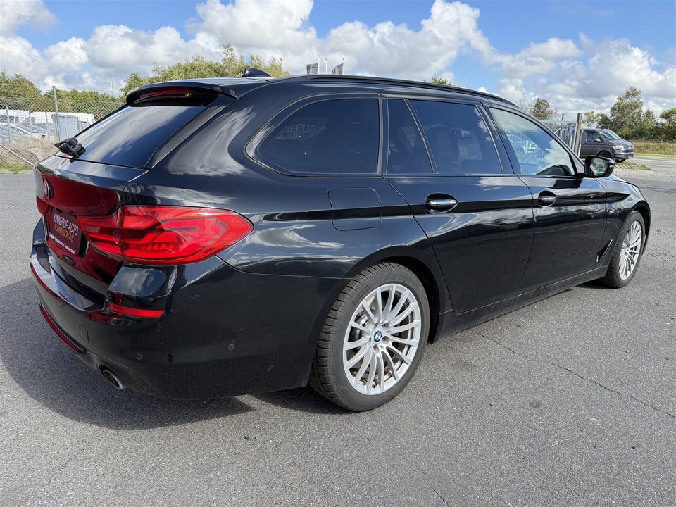 BMW 530d 3,0 Touring M-Sport xDrive aut. 5d