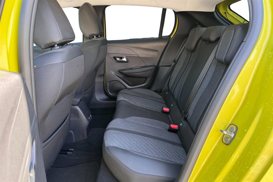 Peugeot e-208 50 Style 5d