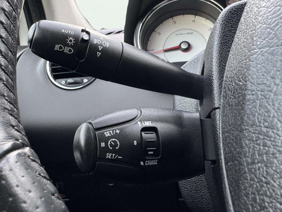 Peugeot 308 1,6 THP 200 GTi 5d