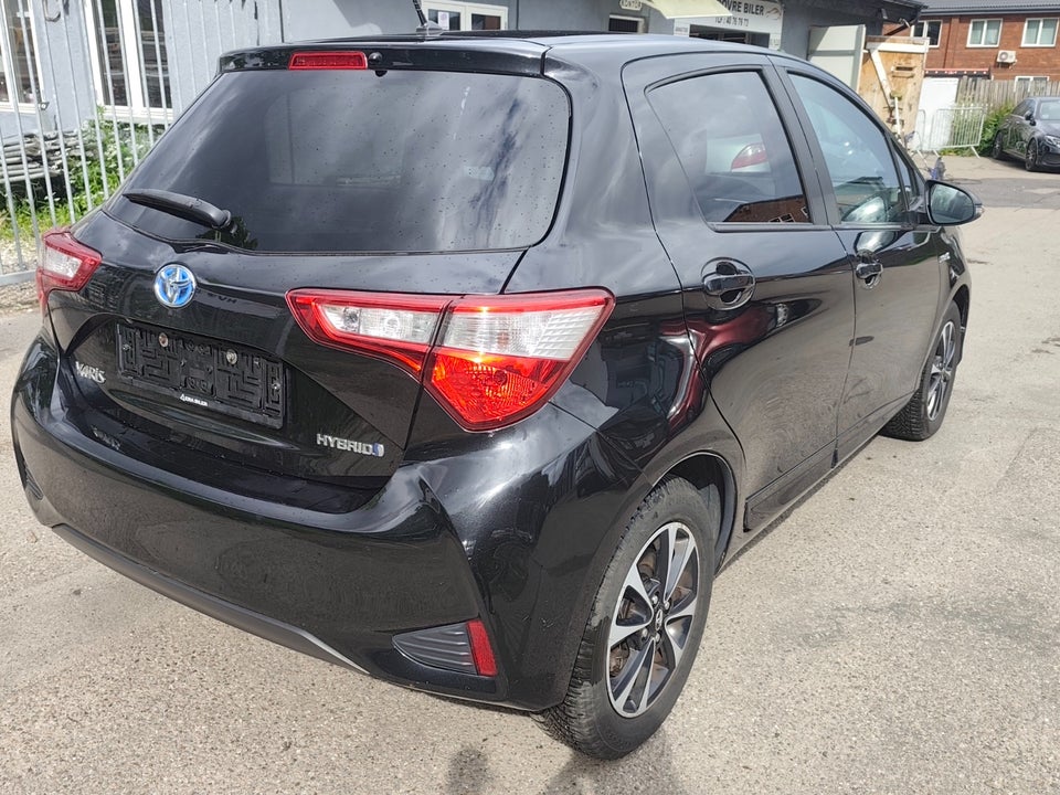 Toyota Yaris 1,5 Hybrid H2 Premium e-CVT 5d