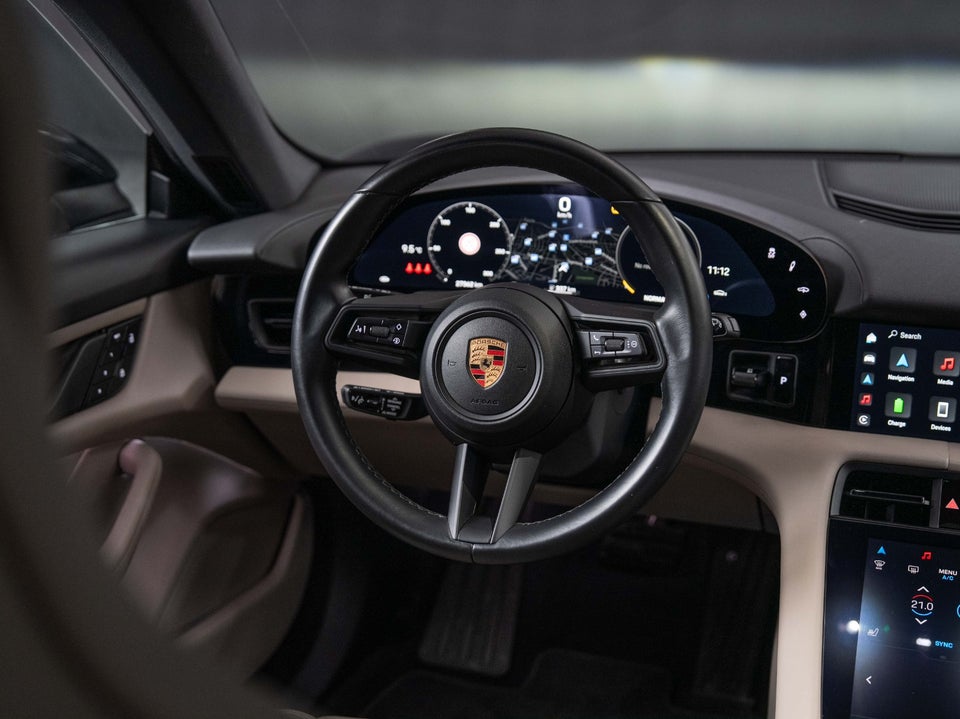 Porsche Taycan 4 Performance+ Cross Turismo 5d