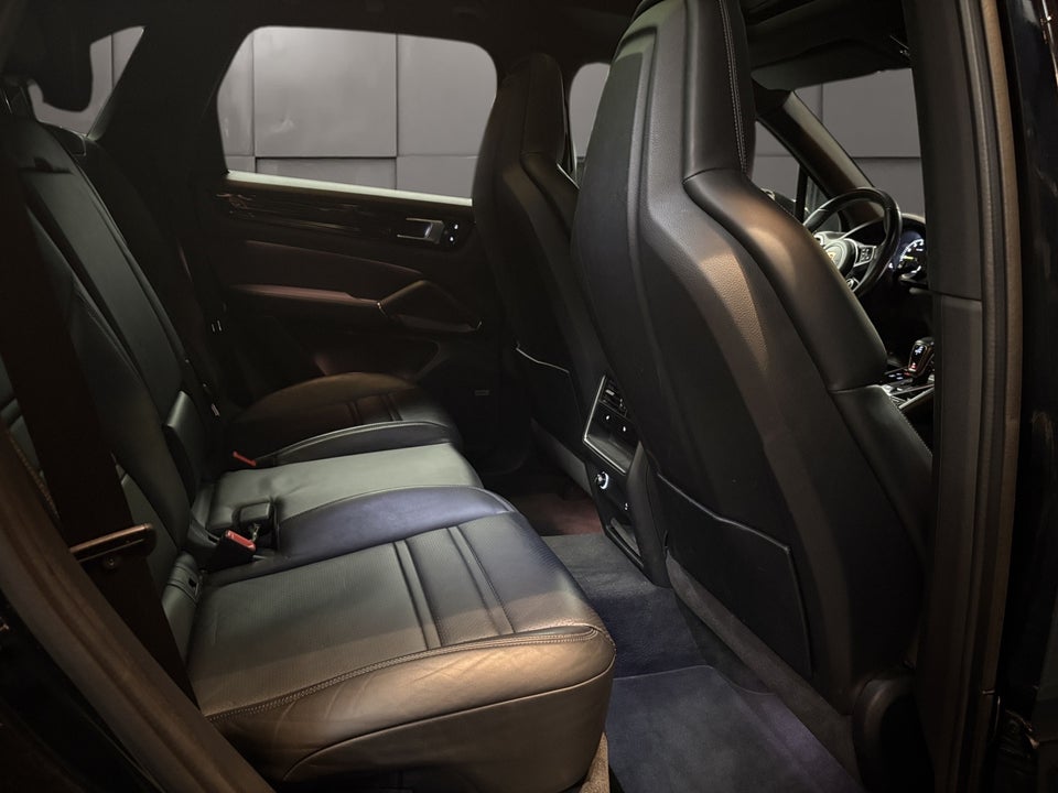 Porsche Cayenne 3,0 E-Hybrid Tiptr. 5d
