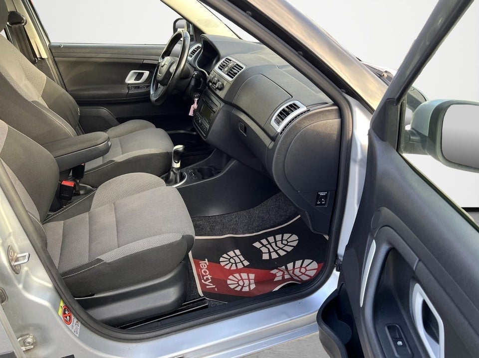 Skoda Fabia 1,4 16V Ambiente Combi 5d