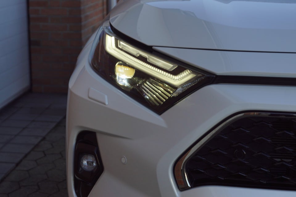 Toyota RAV4 2,5 Plug-in Hybrid Style AWD-i 5d