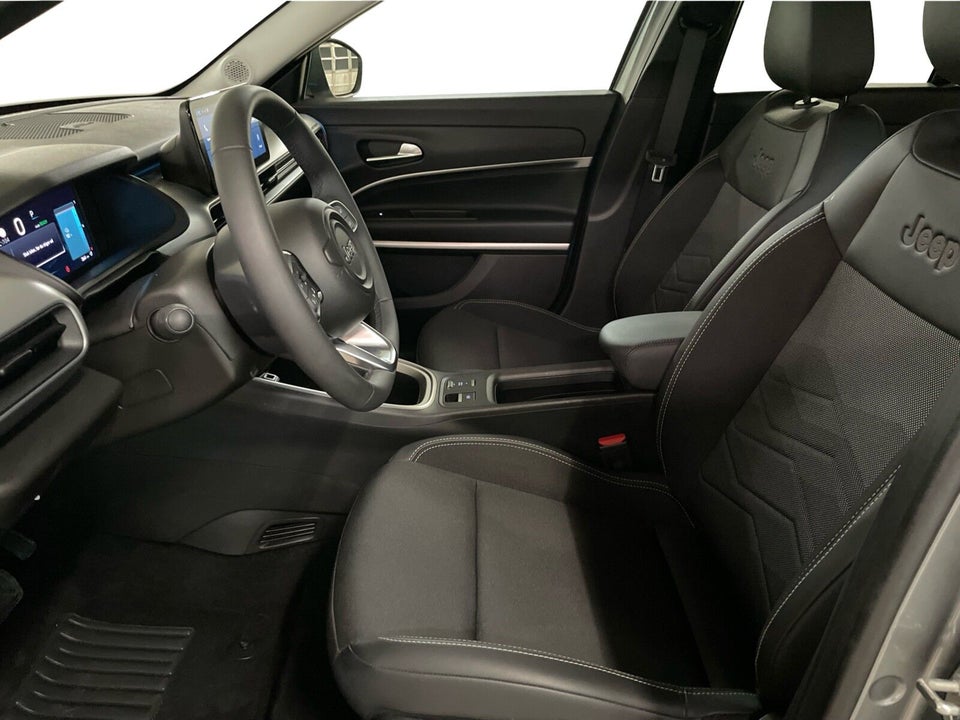 Jeep Avenger 54 Summit 5d