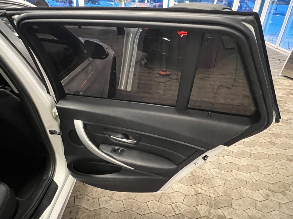 BMW 320d 2,0 Touring xDrive aut. 5d