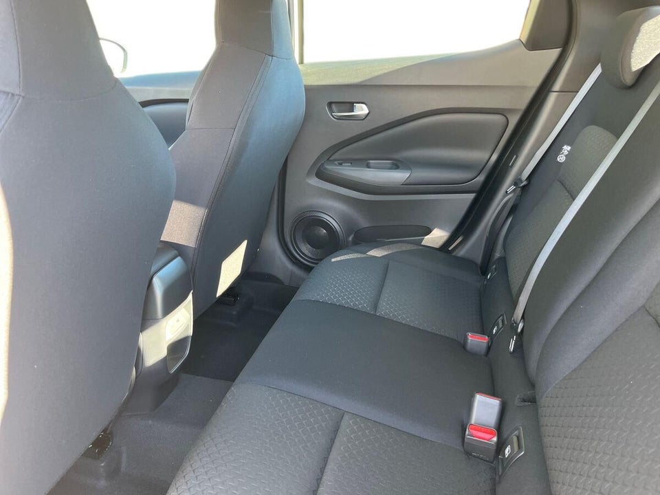 Nissan Juke 1,0 Dig-T 114 Acenta DCT 5d
