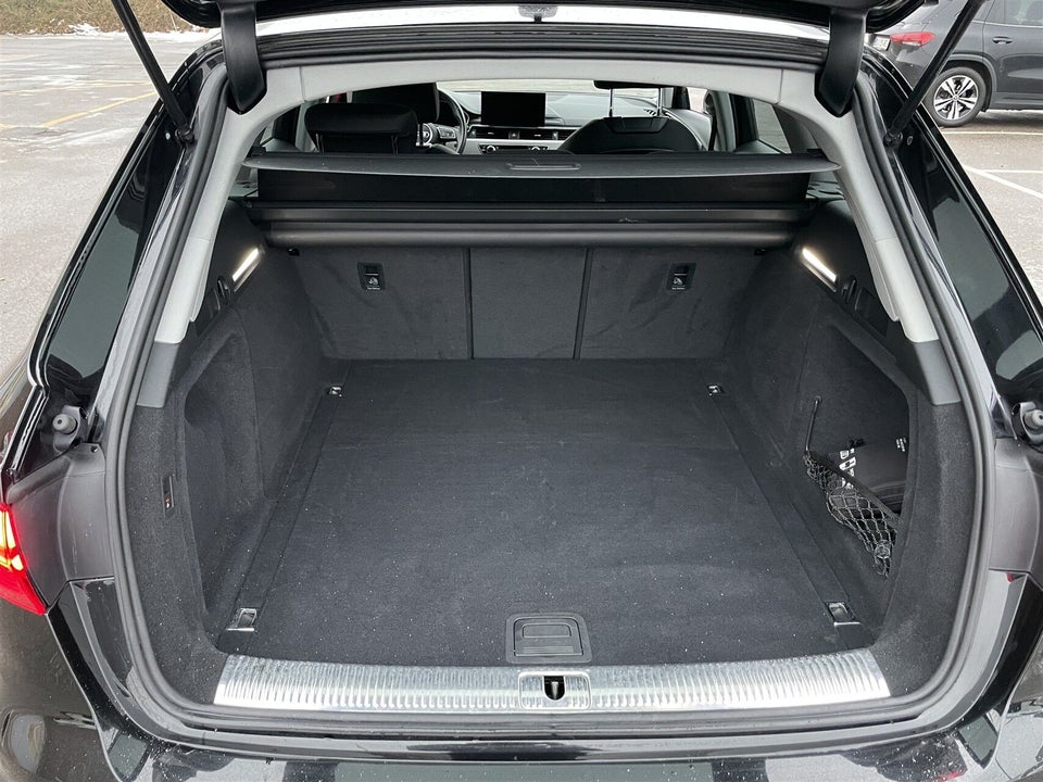 Audi A4 40 TFSi Advanced Prestige Tour plus Avant S-tr. 5d