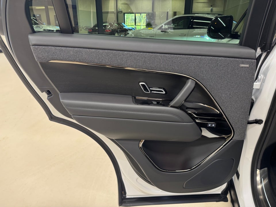 Land Rover Range Rover Sport 3,0 P460e Dynamic SE aut. 5d