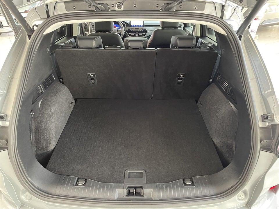 Ford Kuga 2,5 PHEV Vignale CVT 5d