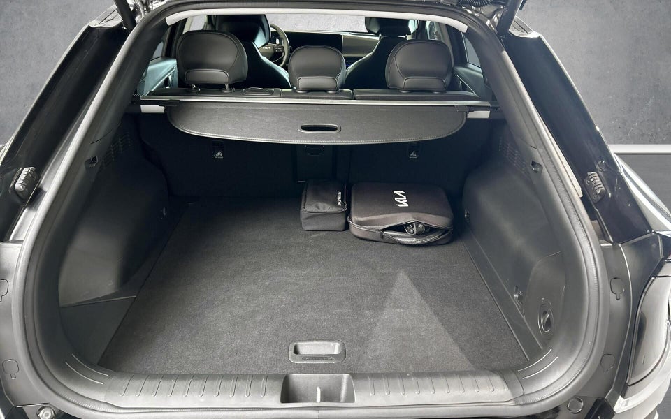 Kia EV6 84 Long Range Upgrade 5d