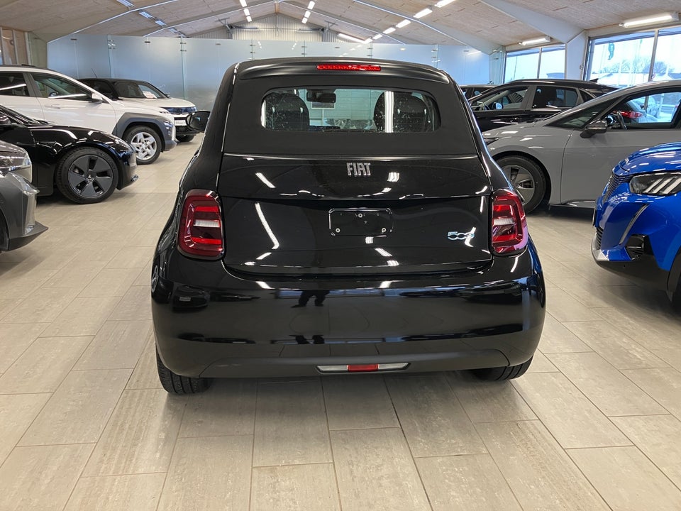Fiat 500e 42 Icon Cabrio 2d