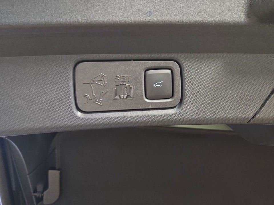 Ford Mustang Mach-E 98 Premium Extended Range AWD 5d