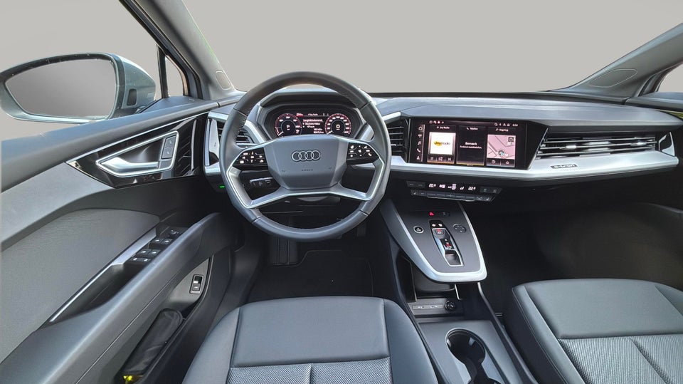 Audi Q4 e-tron 45 Advanced 5d