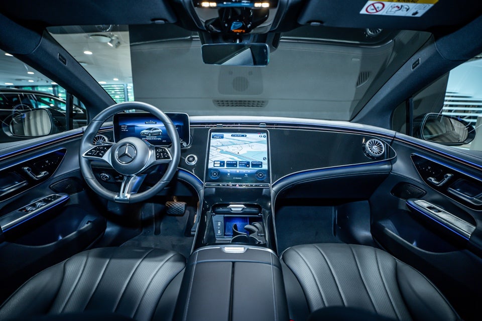 Mercedes EQE300 AMG Line 4d