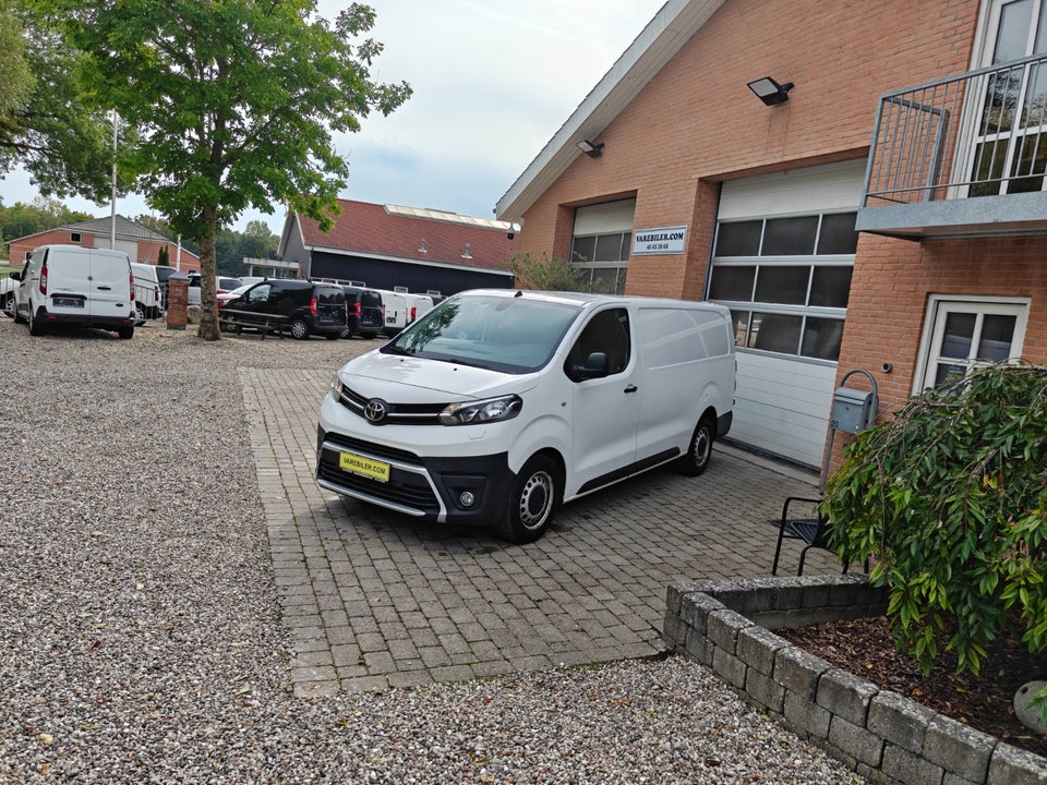 Toyota ProAce 2,0 D 120 Long Comfort 5d