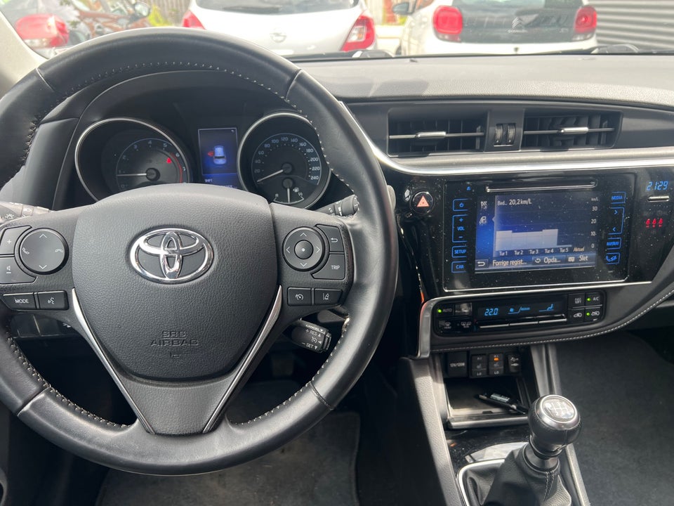 Toyota Auris 1,2 T T2 5d