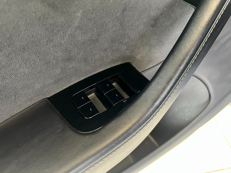 Tesla Model 3 Performance AWD 4d