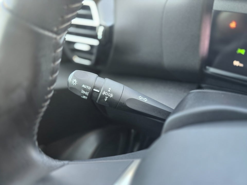 Citroën C4 1,2 PureTech 100 Feel 5d