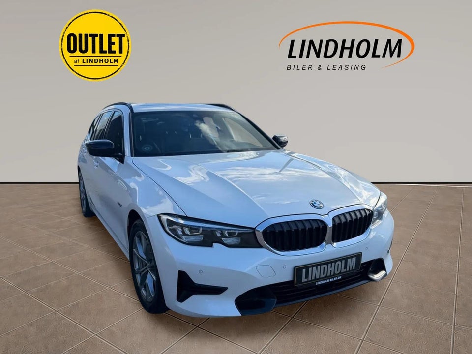 BMW 330e 2,0 Touring Sport Line aut. 5d