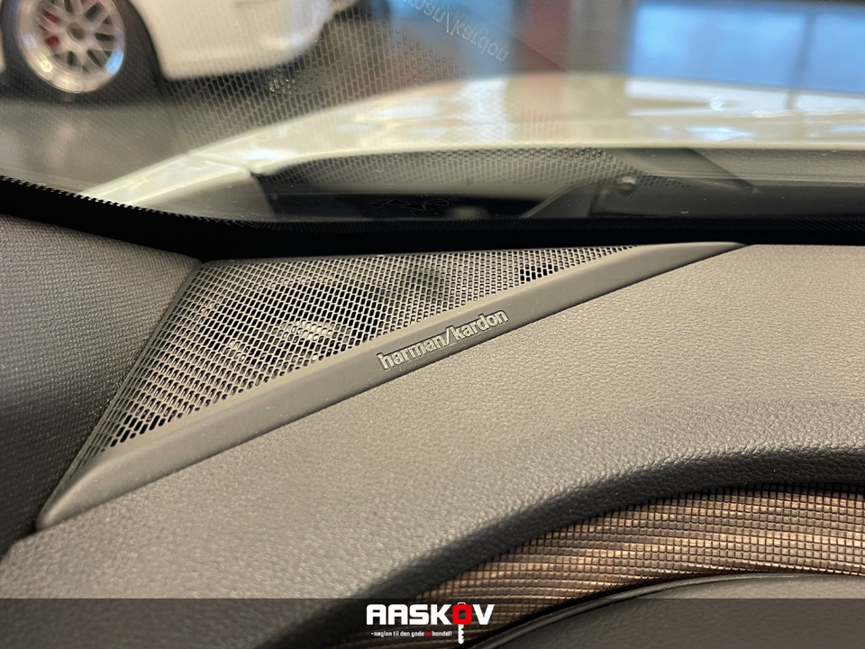 Renault Megane E-Tech 60 Iconic 5d