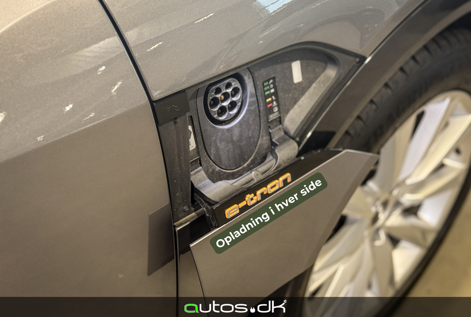 Audi e-tron 55 quattro 5d