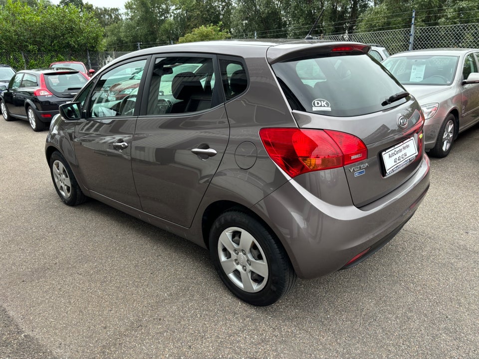 Kia Venga 1,4 CRDi 90 Exclusive 5d