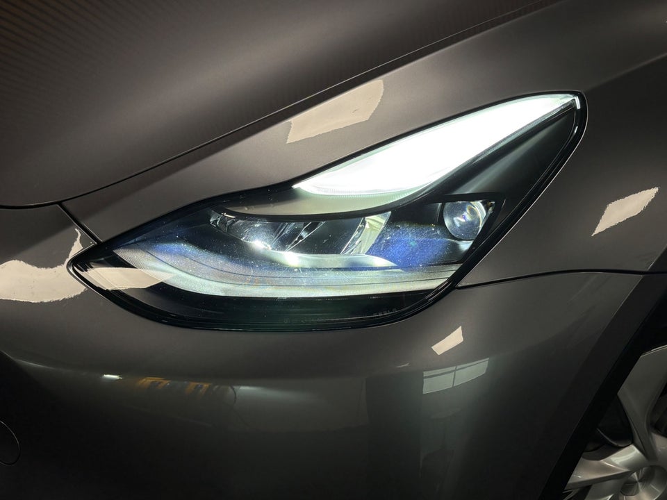 Tesla Model Y Long Range RWD 5d
