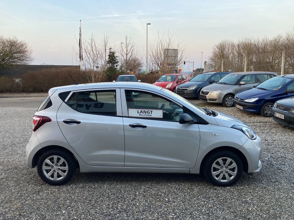 Hyundai i10 1,0 Life 5d