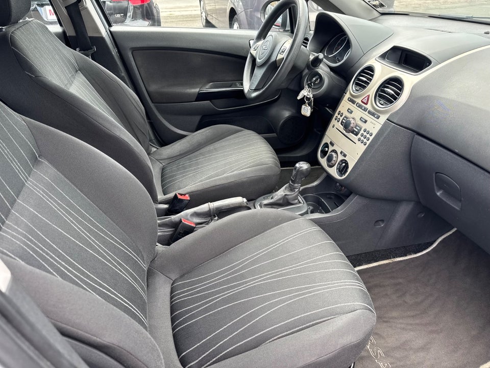 Opel Corsa 1,4 16V Enjoy aut. 5d