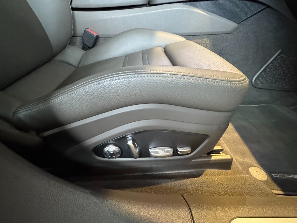 Porsche Panamera 4 2,9 E-Hybrid PDK 5d