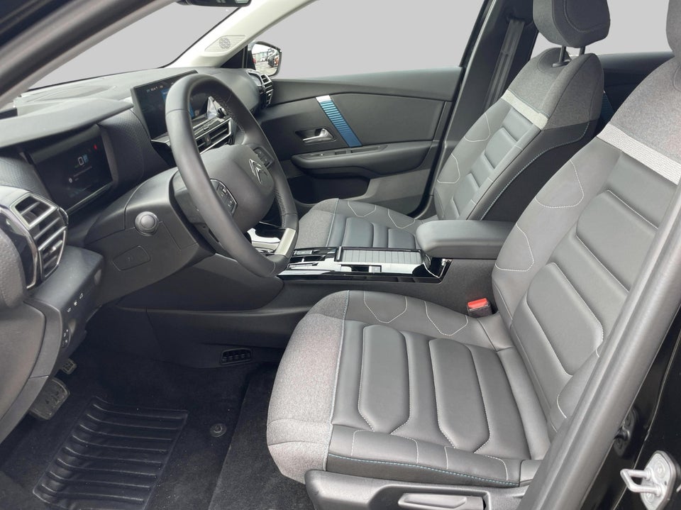 Citroën ë-C4 X 50 Shine 4d
