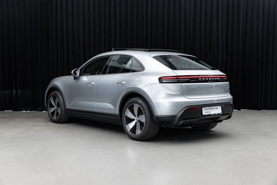 Porsche Macan 5d