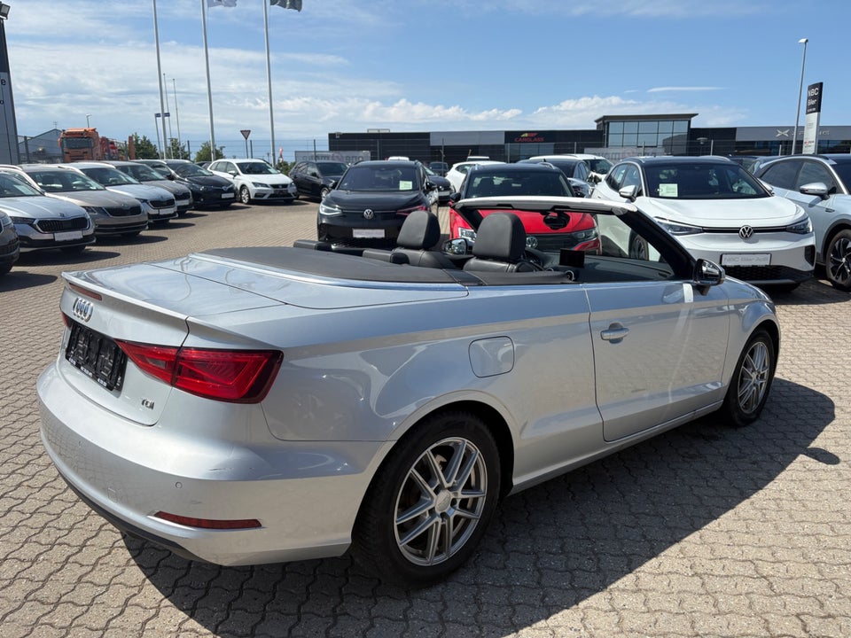 Audi A3 2,0 TDi 150 Ambiente Cabriolet S-tr. 2d