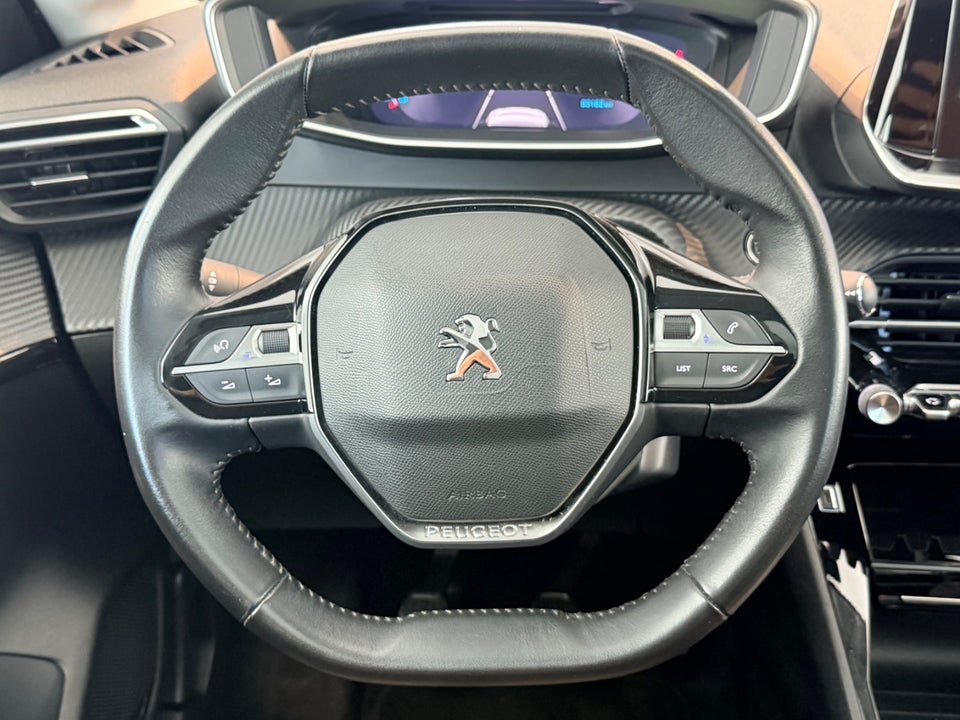 Peugeot 208 1,5 BlueHDi 100 Infinity Sky 5d