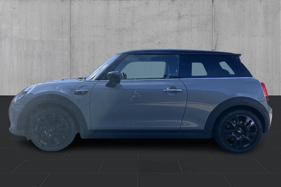 MINI Cooper SE Classic Trim 3d