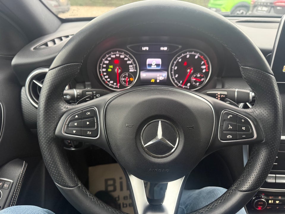 Mercedes A200 1,6 AMG Line aut. 5d