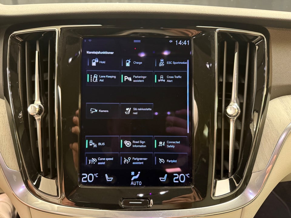 Volvo V60 2,0 T6 ReCharge Inscription aut. AWD 5d