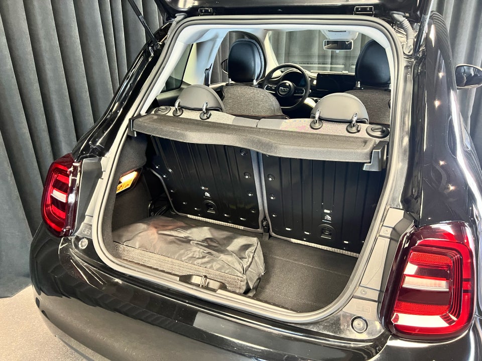 Fiat 500e 42 Icon 3d