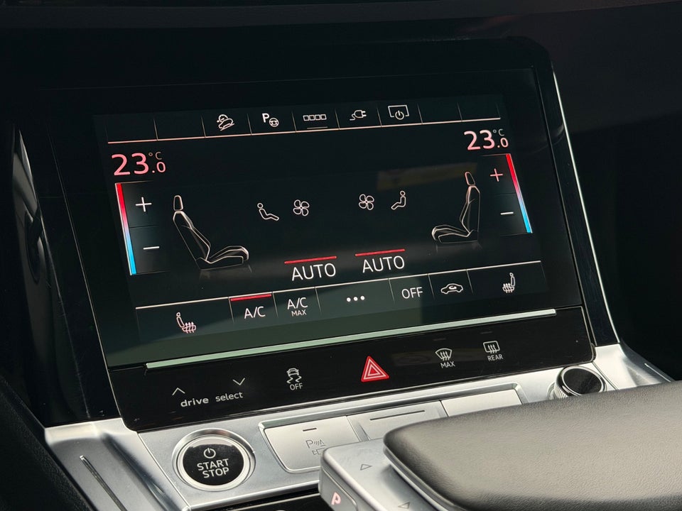 Audi Q8 e-tron 55 S-line Sportback quattro 5d