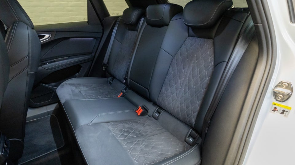 Audi Q4 e-tron 45 Competition S-line 5d