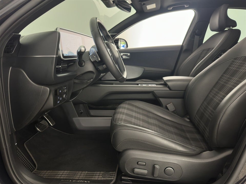 Hyundai Ioniq 6 77 First Edition AWD 4d
