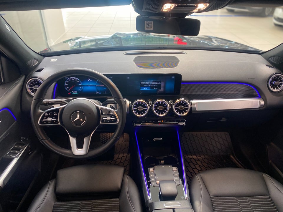 Mercedes EQB300 4Matic 5d