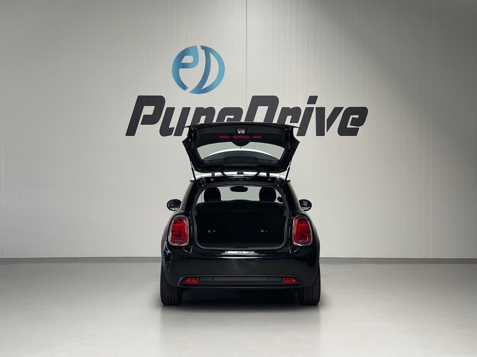 MINI Cooper SE Classic Trim 3d