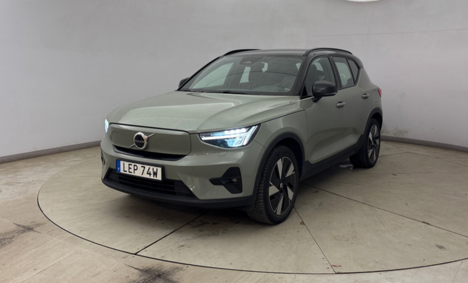 Volvo XC40 ReCharge Extended Range Plus 5d