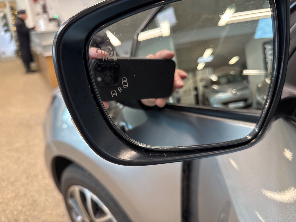 Suzuki Swift 1,2 mHybrid Exclusive CVT 5d