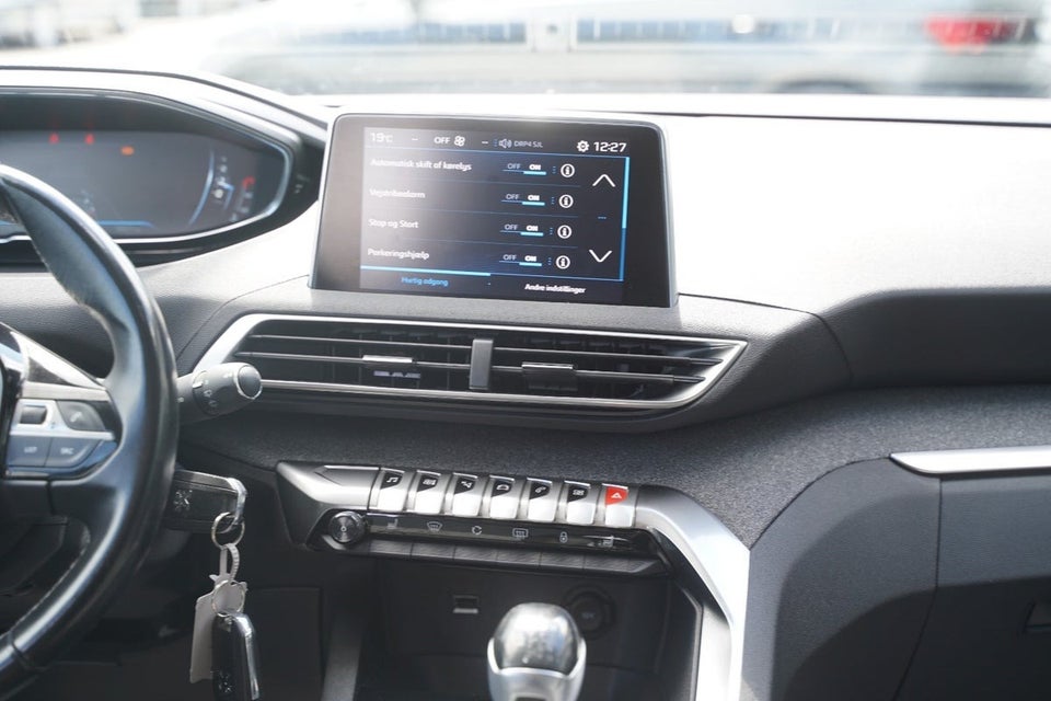 Peugeot 3008 1,5 BlueHDi 130 Allure 5d