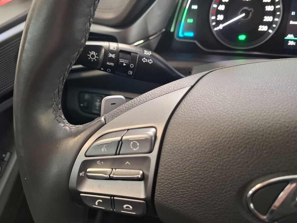 Hyundai Ioniq 1,6 PHEV Trend DCT 5d