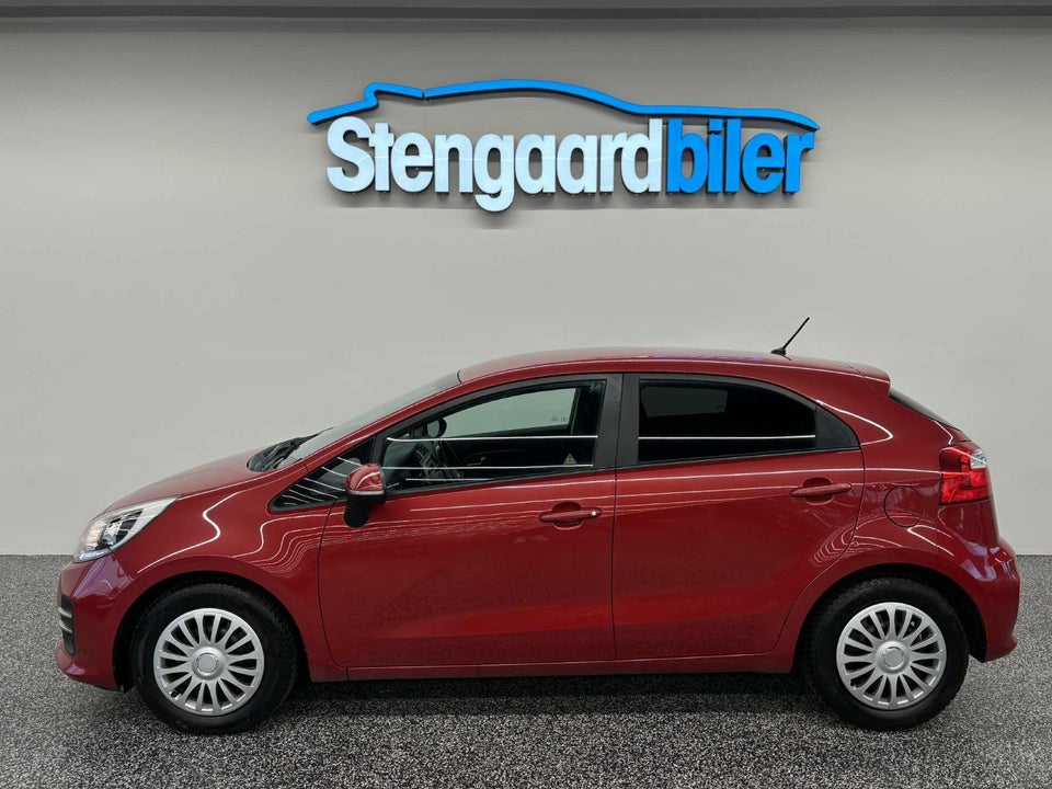 Kia Rio 1,4 CRDi 90 Attraction 5d